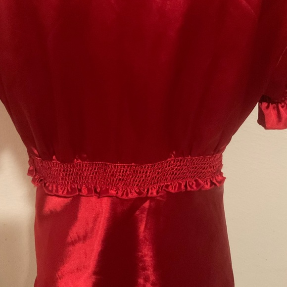 Willi Smith red ruffled blouse size small. - Picture 7 of 11